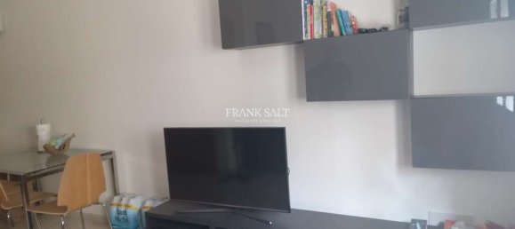 2 bedrooms Apartment in Marsalforn, Malta No. 5997 4