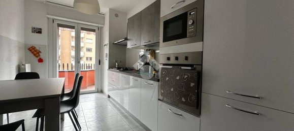 Apartamento T3 em Bussero, Italy N.º 324780 7
