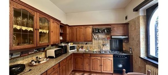 3 bedrooms Villa in Cannobio, Italy No. 290180 5