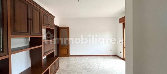 3 chambres Appartement à Frosinone, Italy No. 48265 8