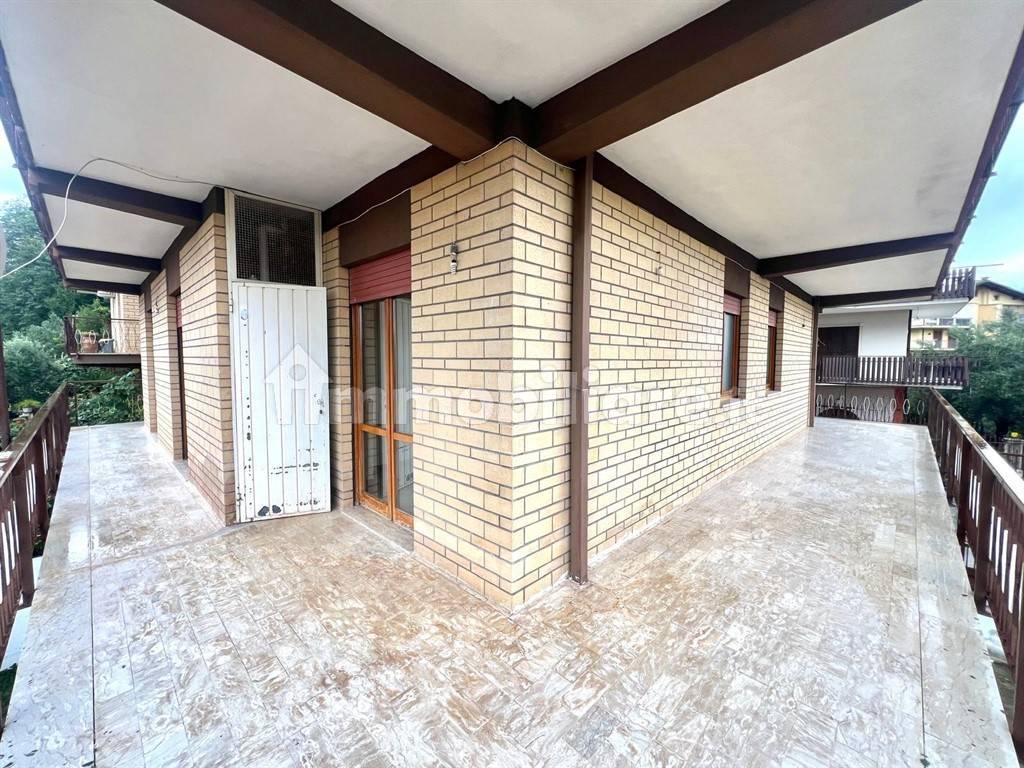 3 chambres Appartement à Frosinone, Italy No. 48265