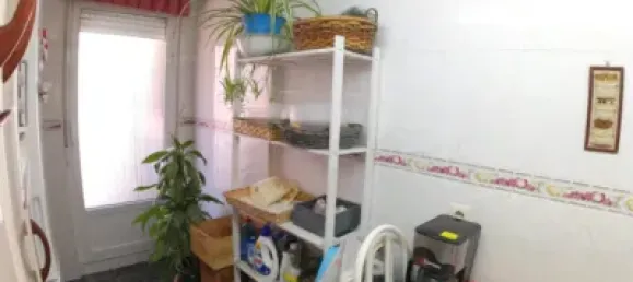 Apartamento de 3 dormitorios en San Andrés del Rabanedo, Spain No. 64690 5