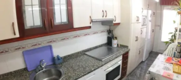 Apartamento de 3 dormitorios en San Andrés del Rabanedo, Spain No. 64690 15