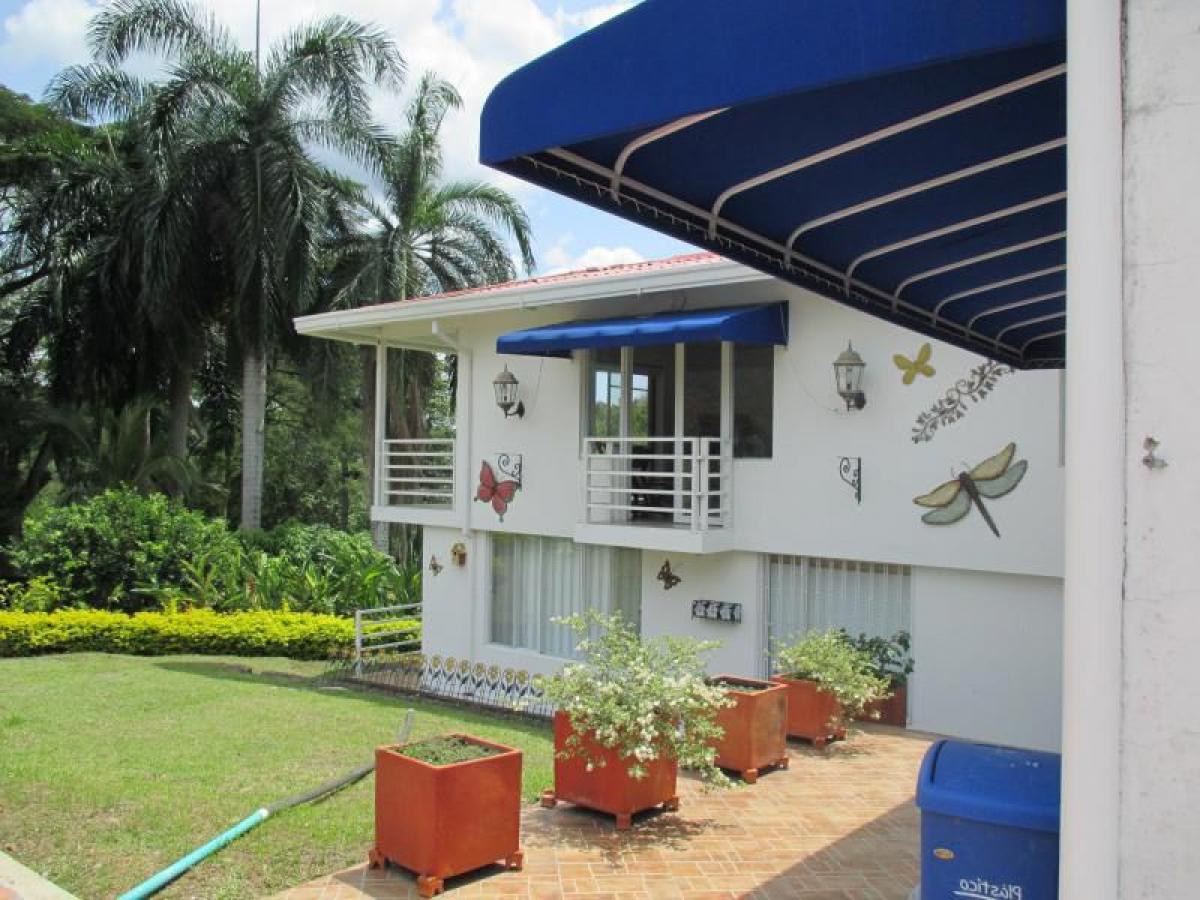 Casa de 8 dormitorios en Cundinamarca, Colombia No. 8724