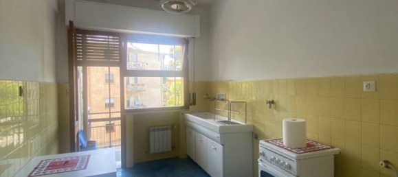 5 bedrooms Apartment in Genoa, Italy No. 342221 10