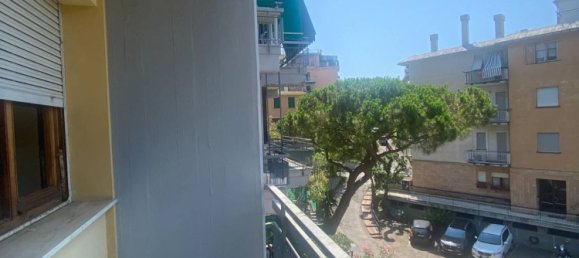 5 bedrooms Apartment in Genoa, Italy No. 342221 4