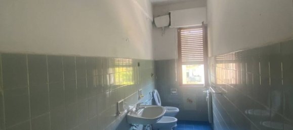 5 bedrooms Apartment in Genoa, Italy No. 342221 13