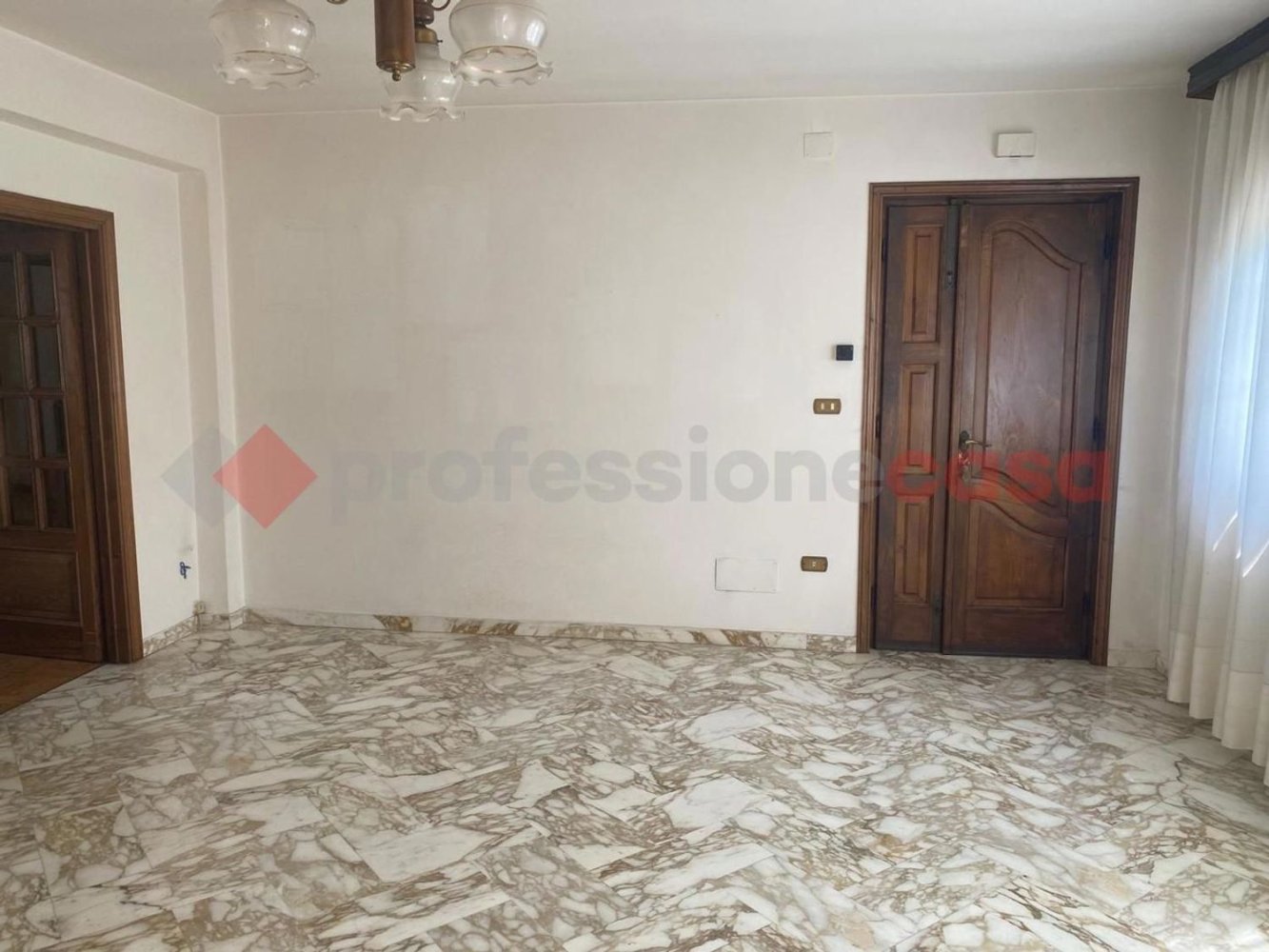 4 rooms Apartment in Castelnuovo di Garfagnana, Italy No. 310657