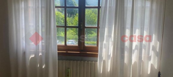 4 rooms Apartment in Castelnuovo di Garfagnana, Italy No. 310657 4