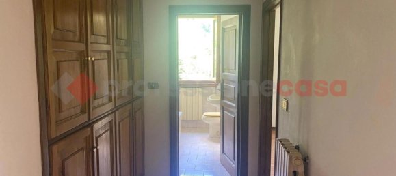 4 rooms Apartment in Castelnuovo di Garfagnana, Italy No. 310657 25