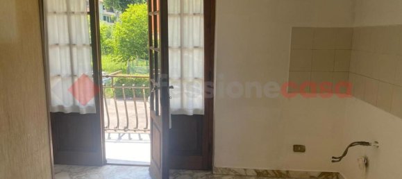 4 rooms Apartment in Castelnuovo di Garfagnana, Italy No. 310657 11