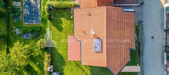 3 rooms House in Luino, Italy No. 63958 4