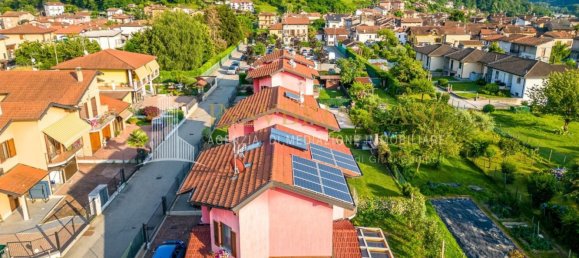 3 rooms House in Luino, Italy No. 63958 2