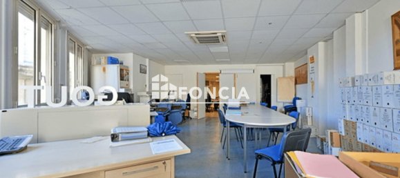 Квартира с 5 спальнями в Авиньон, Франция № 319604 3