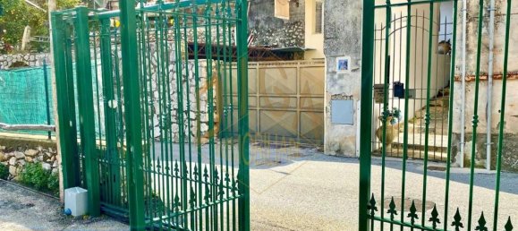 85m² Parking in Vico Equense, Italy No. 77727 17