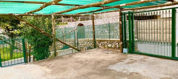 85m² Parking in Vico Equense, Italy No. 77727 2