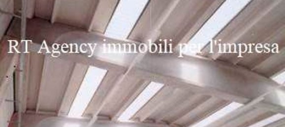 Lagerhaus in Monza, Italy 1050m², Nr. 212899 8