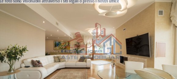 Casa de 3 habitaciónes en Solarino, Italy No. 39892 11