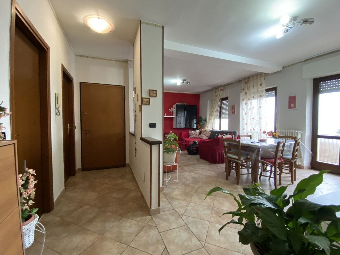 Apartamento de 5 habitaciónes en Montelupo Albese, Italy No. 224935
