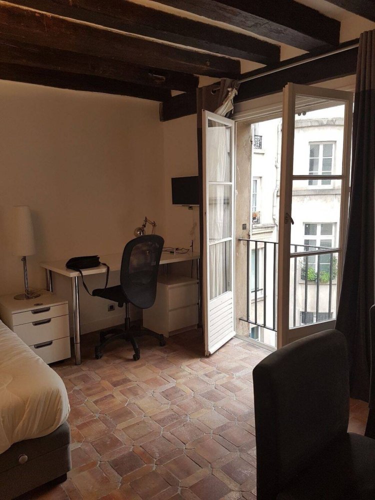 Studio in Paris, France, Nr. 330155