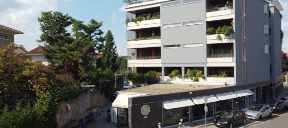 130m² Commercial property in Fidenza, Italy No. 376611 22