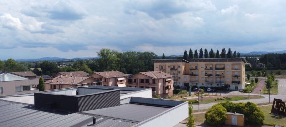 130m² Commercial property in Fidenza, Italy No. 376611 3