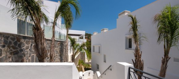 Здание с 3 спальнями в Марбелья, Испания № 2943 11