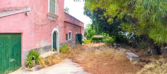6 bedrooms Villa in Noto, Italy No. 301841 6