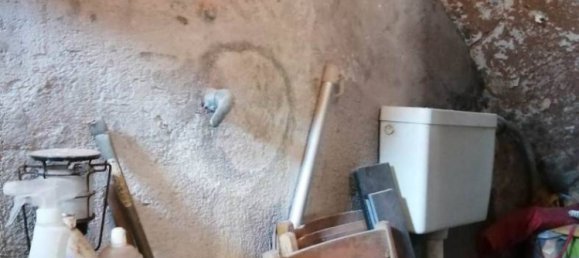 2-Zimmer Gewerbliche Immobilie in Catania, Italy, Nr. 49904 9