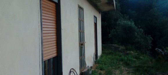 Дом с 3 комнатами в Манданичи, Италия № 256126 8