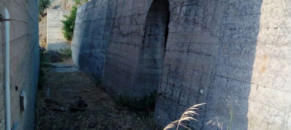 Дом с 3 комнатами в Манданичи, Италия № 256126 10