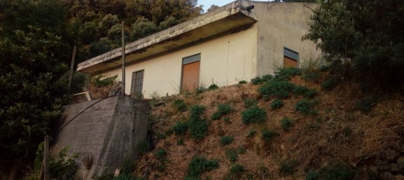 Дом с 3 комнатами в Манданичи, Италия № 256126 6