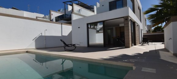 Casa de 3 dormitorios en Benijófar, Spain No. 176056 3