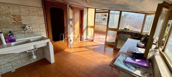 2-salle Appartement à Rome, Italy No. 192629 9