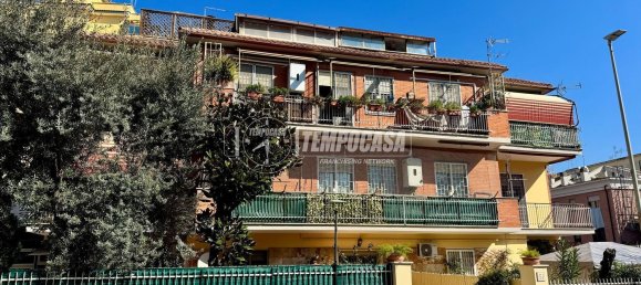 2-salle Appartement à Rome, Italy No. 192629 3