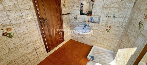 2-salle Appartement à Rome, Italy No. 192629 12