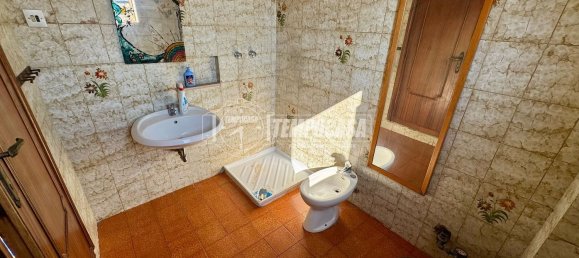 2-salle Appartement à Rome, Italy No. 192629 14