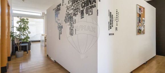 115m² Commercial property in Barreiro, Portugal No. 55886 24