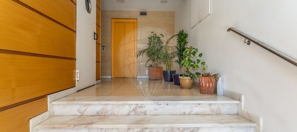 115m² Commercial property in Barreiro, Portugal No. 55886 28