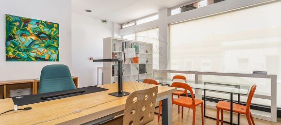 115m² Commercial property in Barreiro, Portugal No. 55886 13