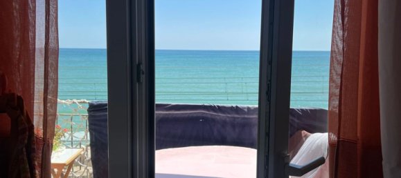 3 rooms Apartment in Potenza Picena, Italy No. 83709 6