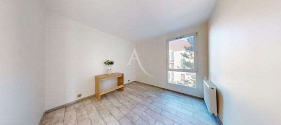 3 Schlafzimmer Wohnung in Pontault-Combault, France, Nr. 175948 4
