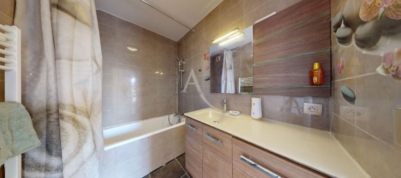 3 Schlafzimmer Wohnung in Pontault-Combault, France, Nr. 175948 5