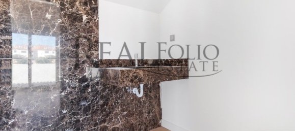 3 bedrooms Apartment in Cascais, Portugal No. 9887 2