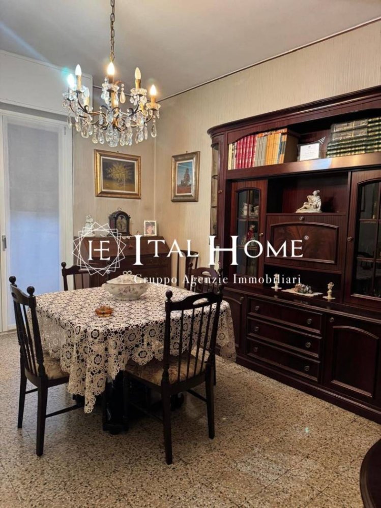 1 Schlafzimmer Wohnung in Milan, Italy, Nr. 330752