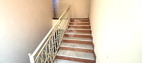 8 rooms House in San Marcellino, Italy No. 7618 23