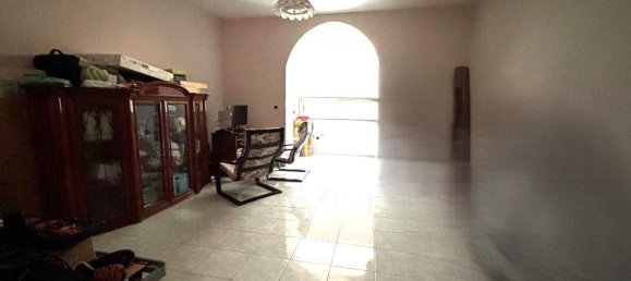 8 rooms House in San Marcellino, Italy No. 7618 24