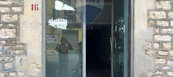 Gewerbliche Immobilie in Trapani, Italy 60m², Nr. 284611 2