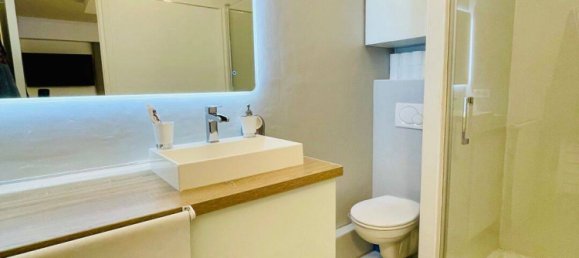 Studio in Nice, France No. 331816 7