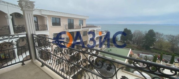 Apartamento de 2 dormitorios en Nesebar, Bulgaria No. 990 29